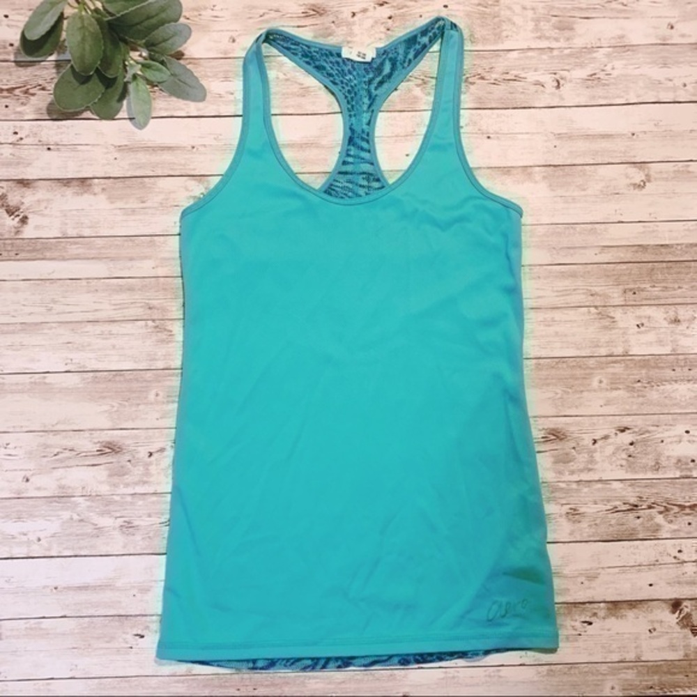 Beautiful Aero Top